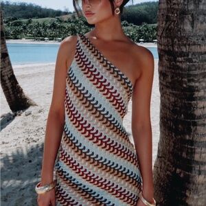 White Fox Boutique One-Shoulder Wave Pattern Dress